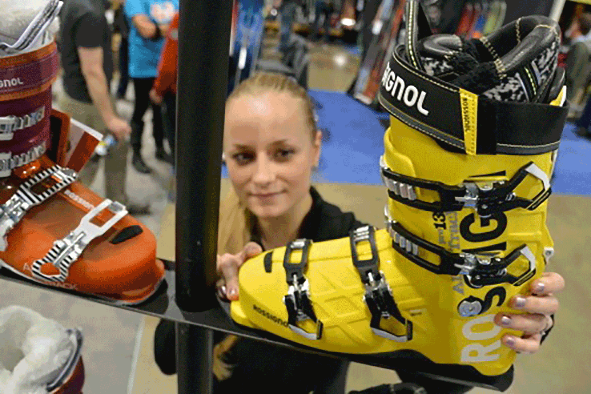 ski-snowboard expo scene